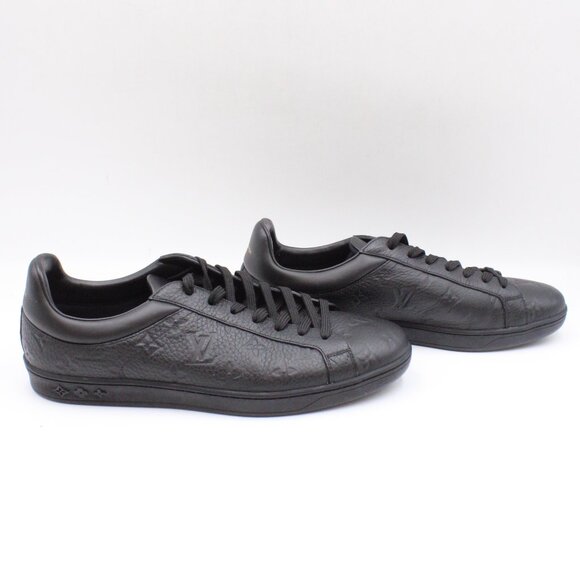 NWOB Louis Vuitton Luxembourg Monogram Embossed Leather Sneakers in Black US 9.5 - Picture 2 of 16